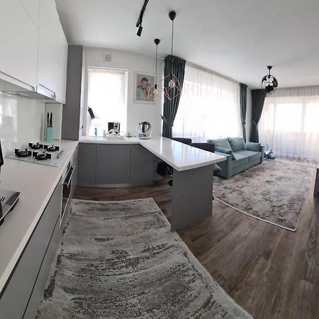 Apartament Coresimall Daire Braşov Dış mekan fotoğraf