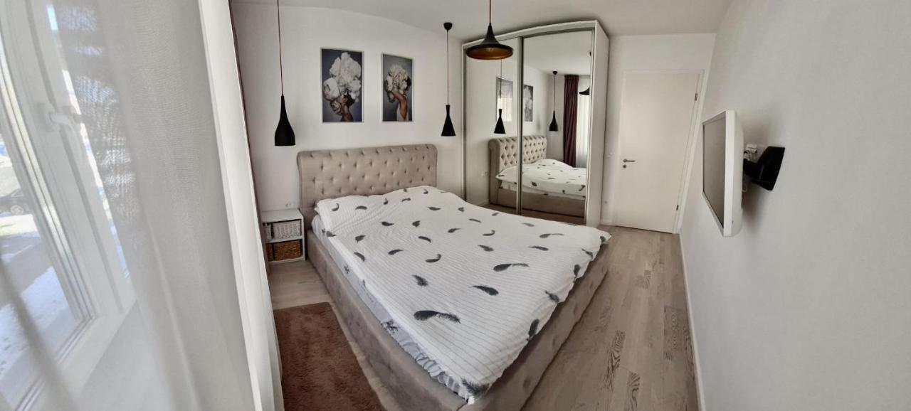 Apartament Coresimall Daire Braşov Dış mekan fotoğraf